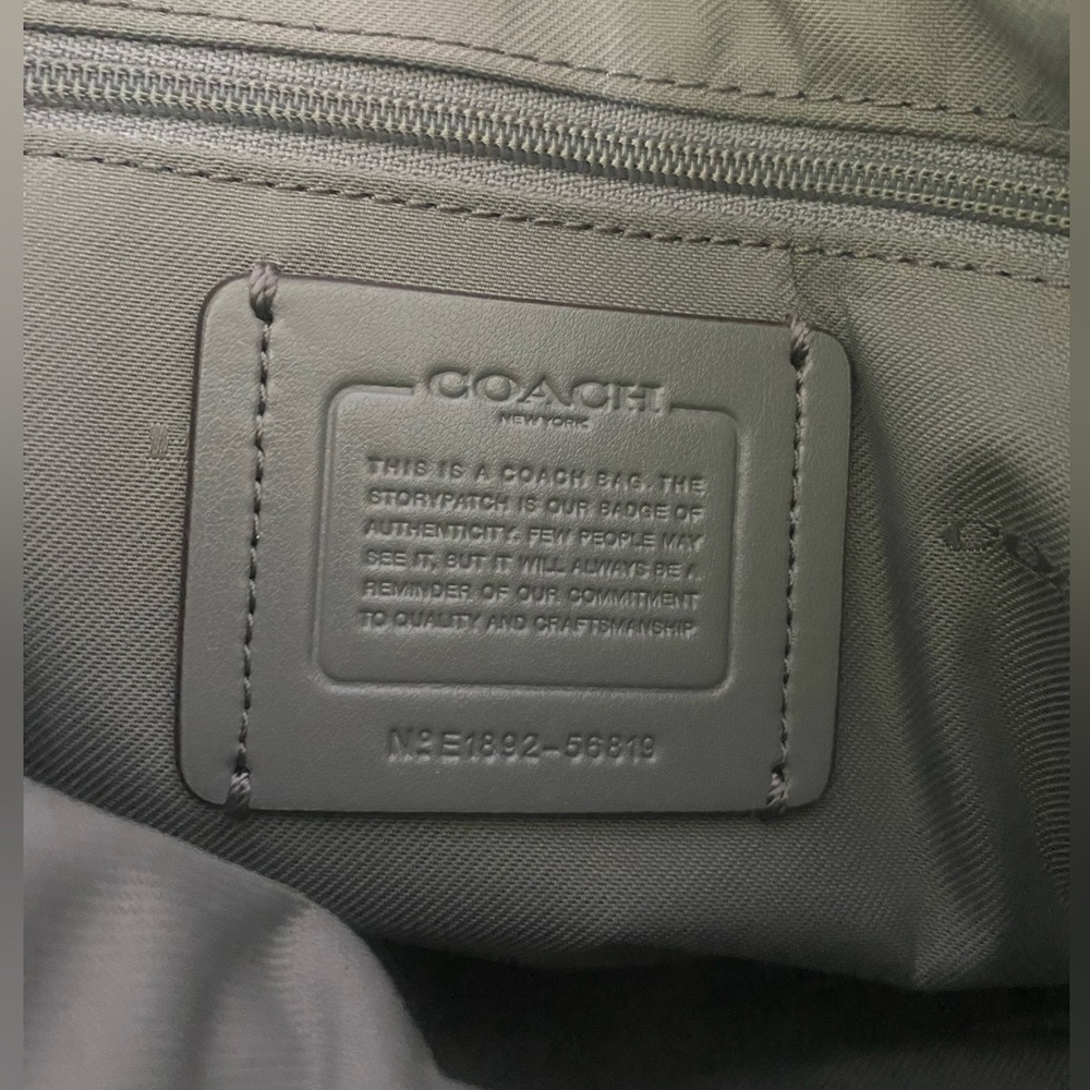 Coach - Picture 2 of 5